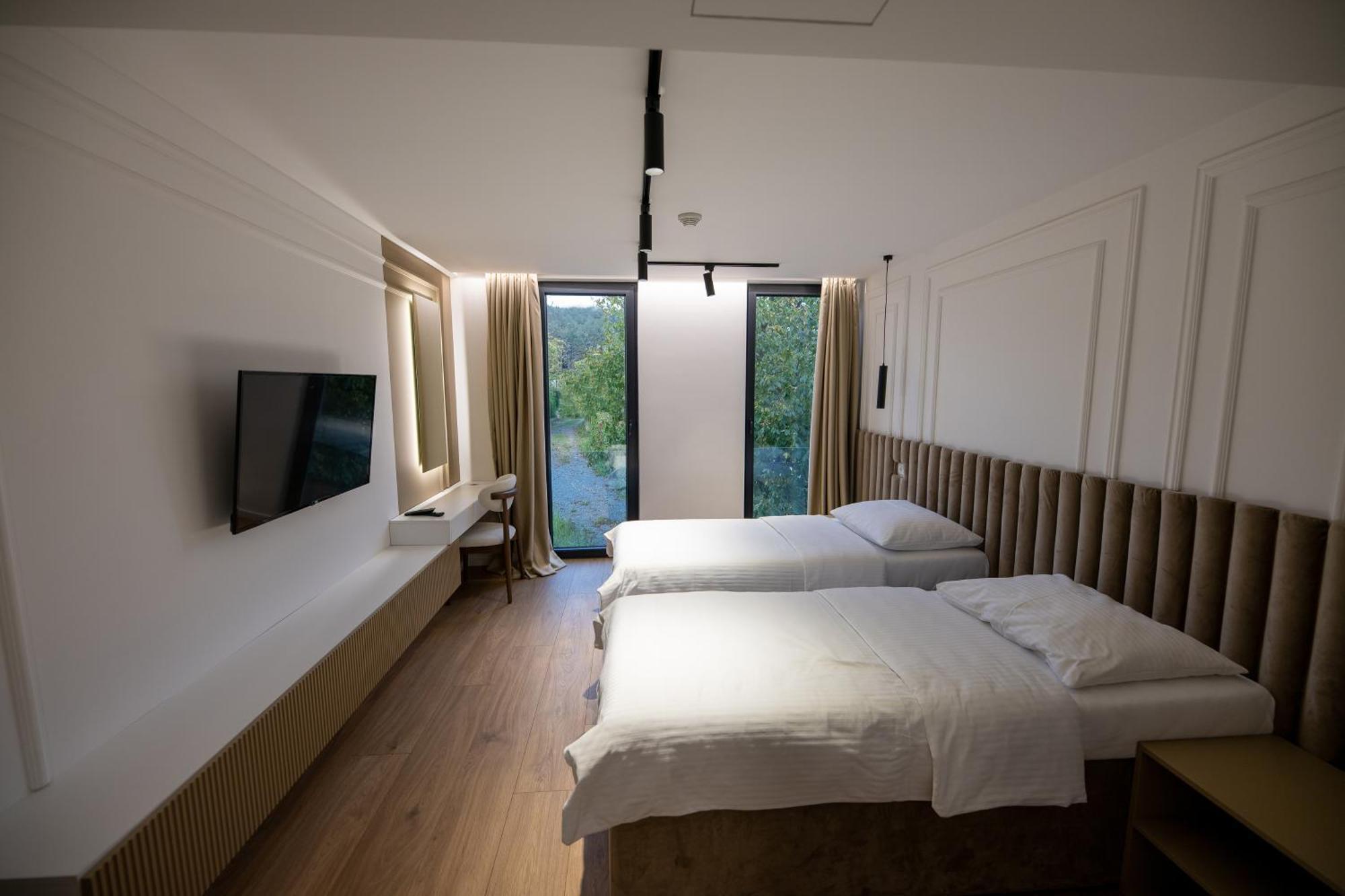 Hotel In Zepce Εξωτερικό φωτογραφία