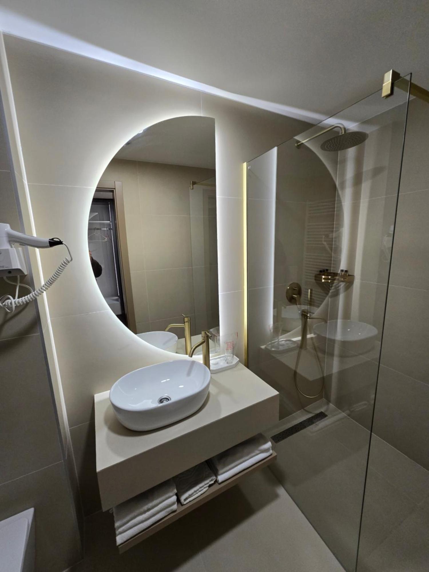 Hotel In Zepce Εξωτερικό φωτογραφία